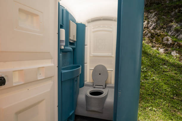Best Portable toilet rental cost  in Westmont, PA